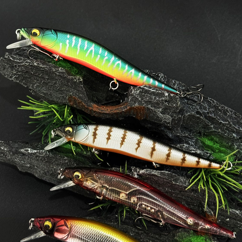 98MM 10G Suspending Minnow Jer - Fishing Lure Jerkbait recension och pris